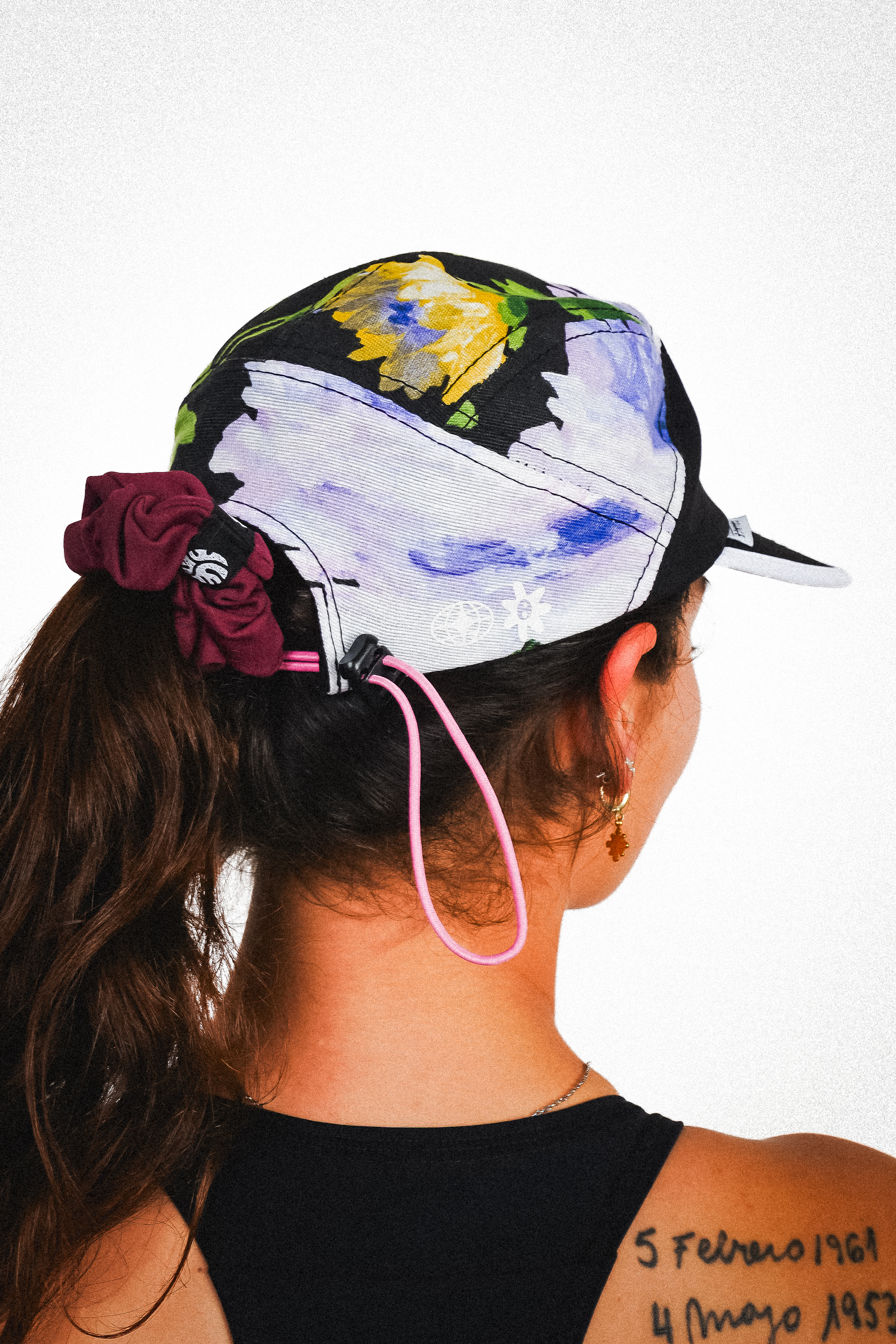 SIX PANEL 003 — ROSE TEXTILE.