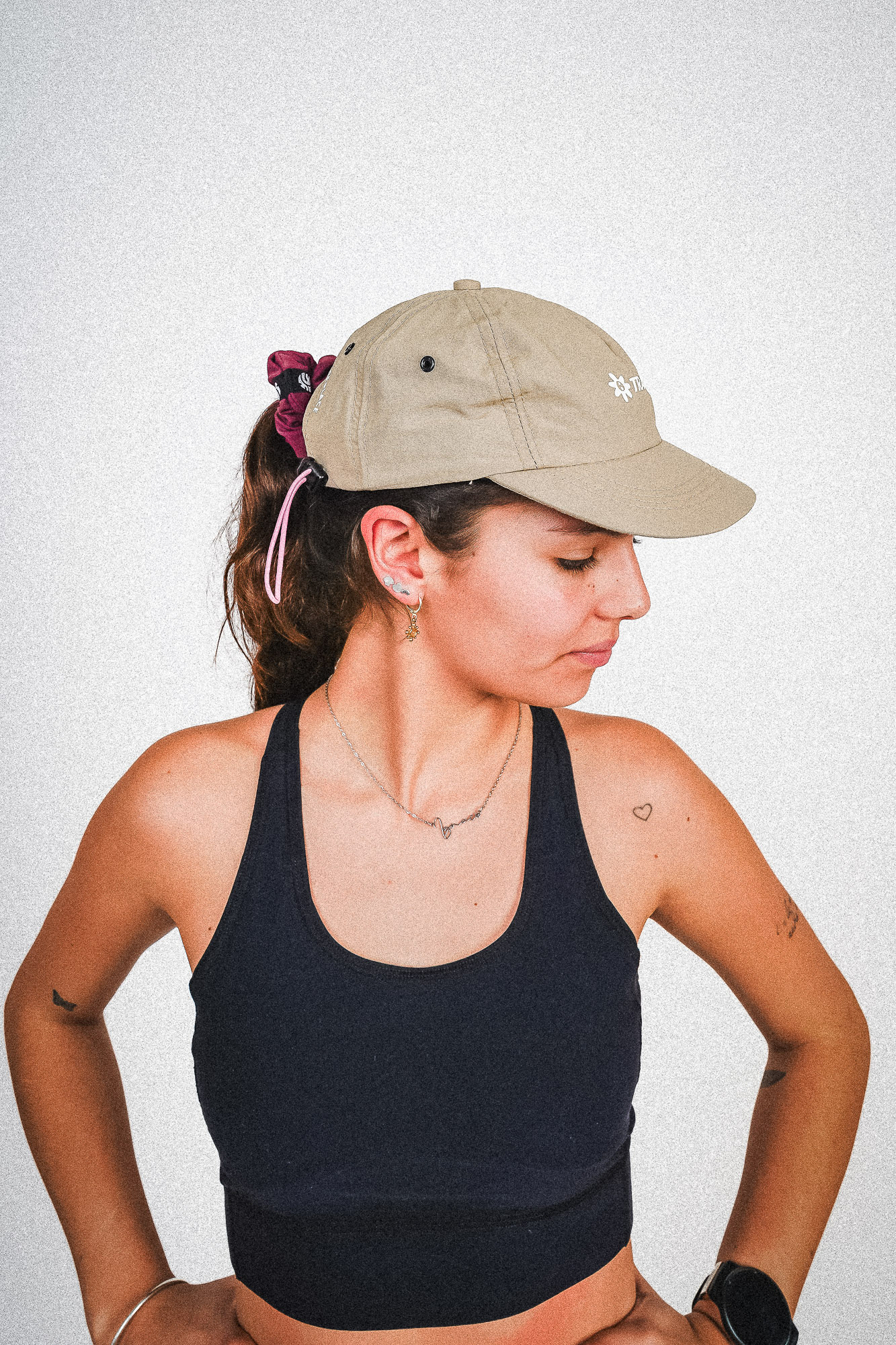 DECONSTRUCTED 001 — BEIGE