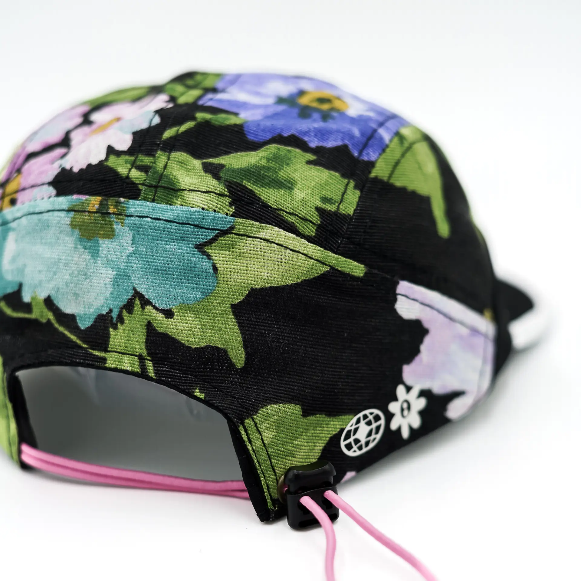 SIX PANEL 003 — FLOWER CURTAIN